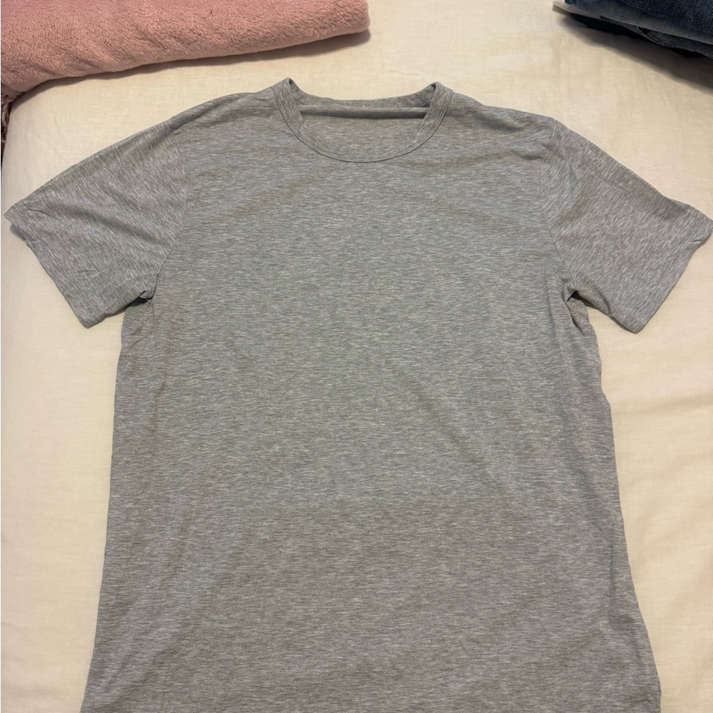 Gray Men's Lululemon T-Shirt
